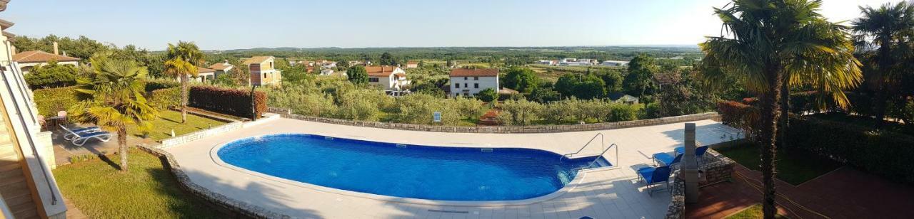 Holiday Home Marina Kastelir Exterior photo