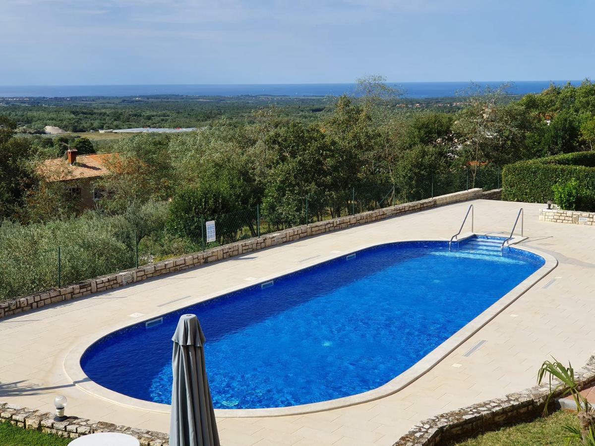 Holiday Home Marina Kastelir Exterior photo